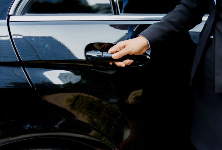 Chauffeur service from DriverLux